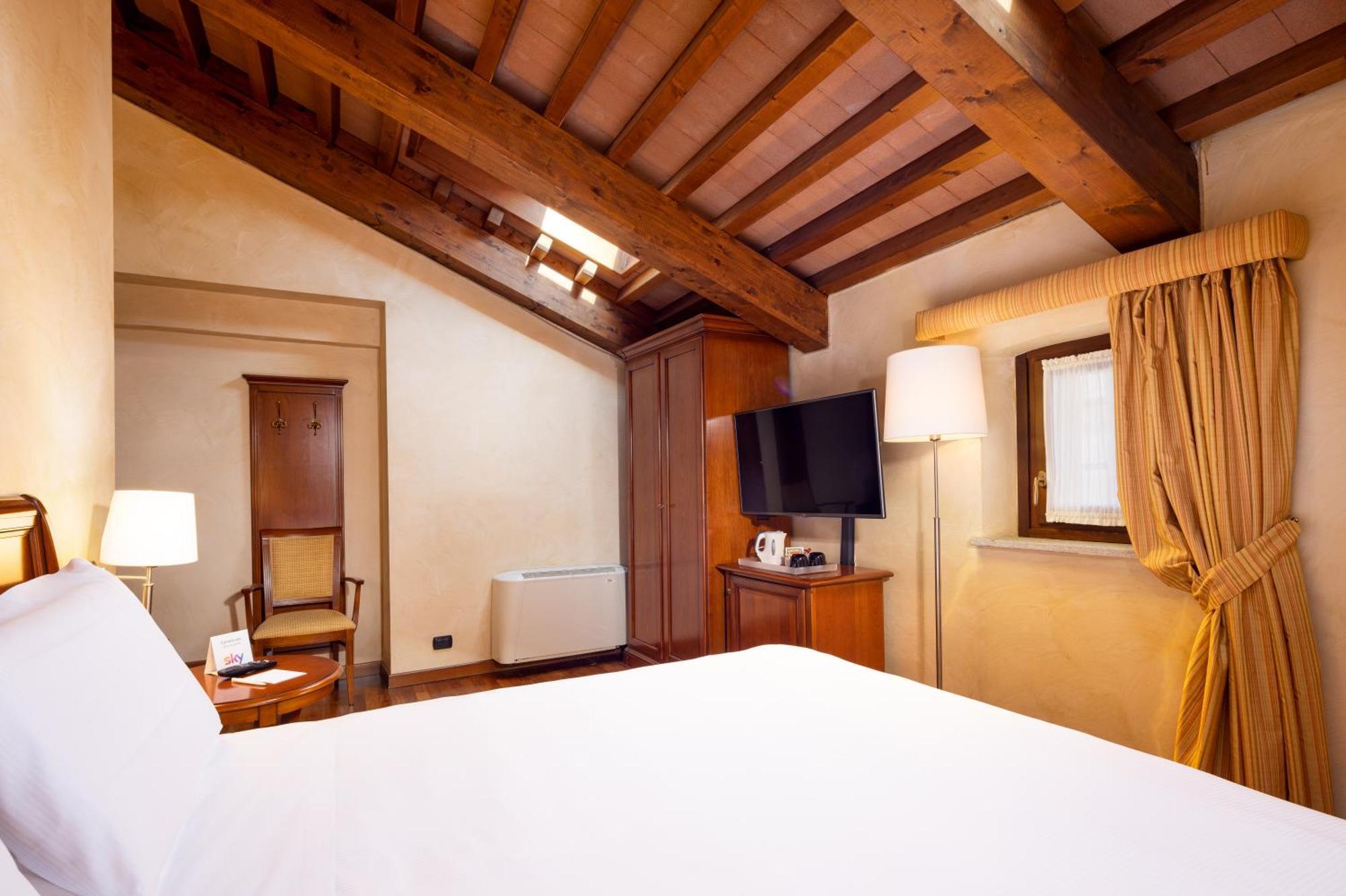 Best Western Plus Hotel Le Rondini سان فرانشيسكو أل كامبو المظهر الخارجي الصورة