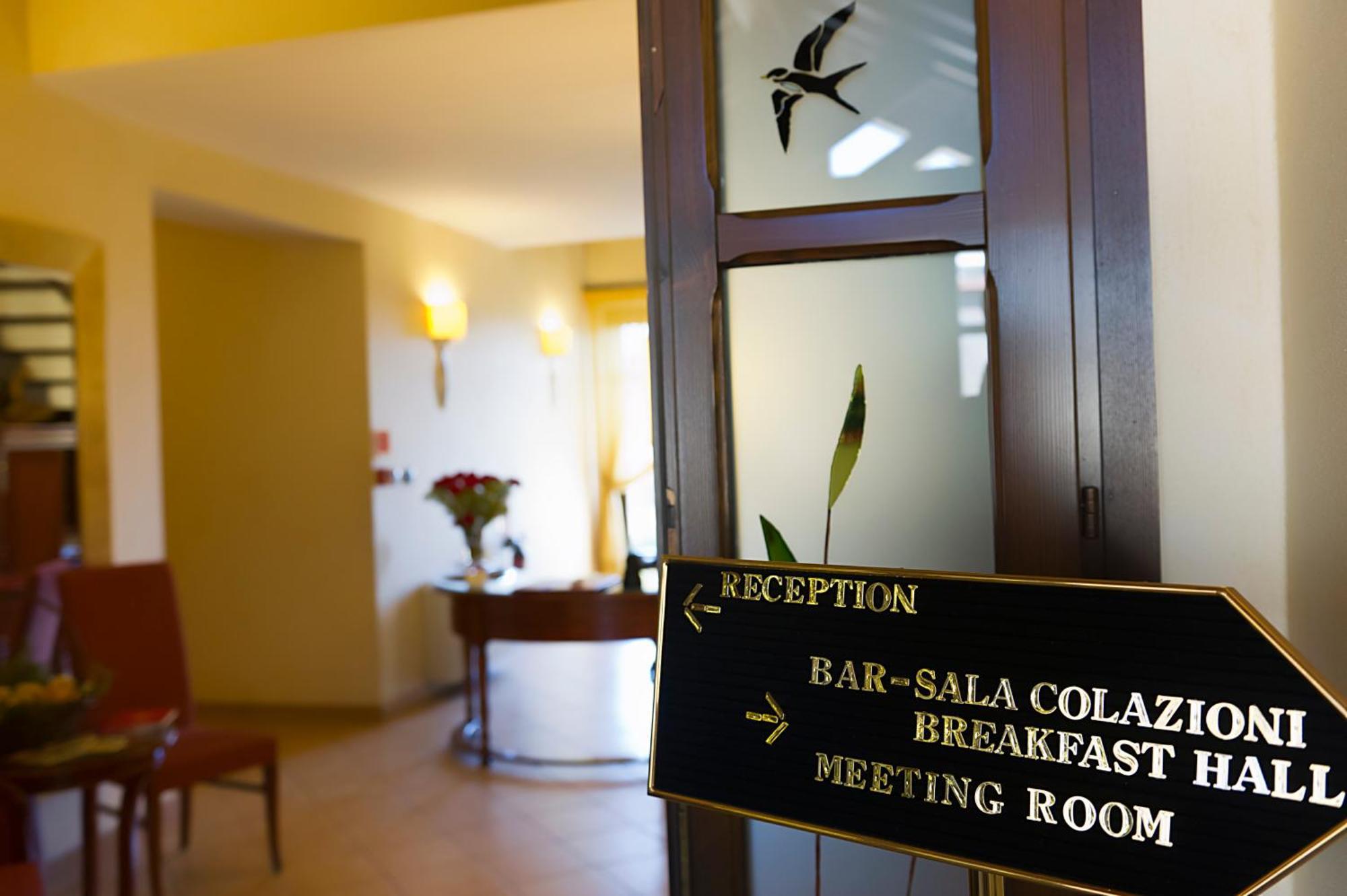 Best Western Plus Hotel Le Rondini سان فرانشيسكو أل كامبو المظهر الخارجي الصورة